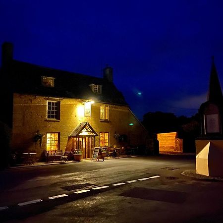 Royal Oak Ramsden Hotel Kültér fotó