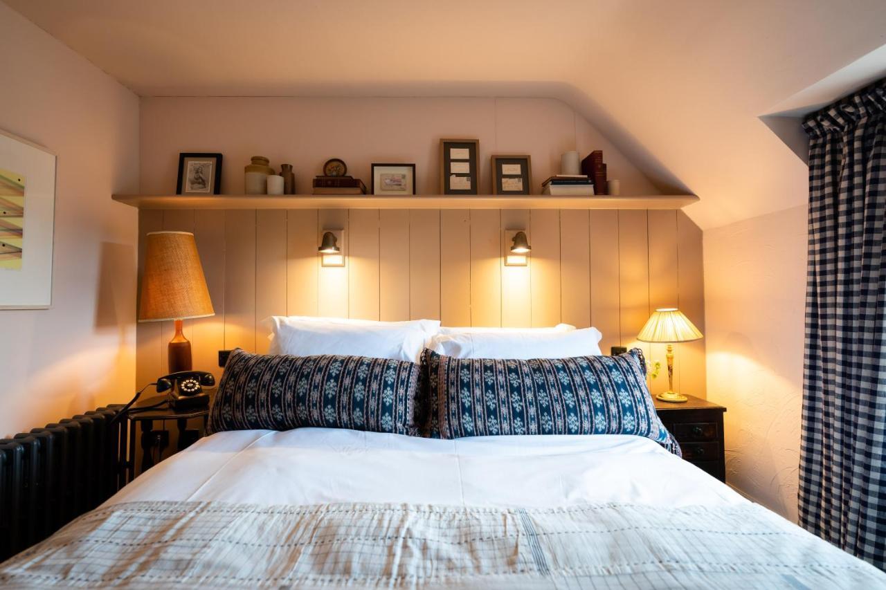 Royal Oak Ramsden Hotel Kültér fotó