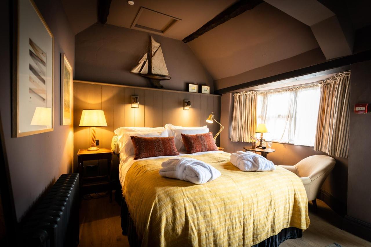 Royal Oak Ramsden Hotel Kültér fotó